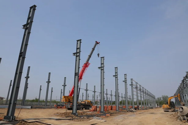 20250503孫志標調(diào)研推進重大項目建設2.jpg
