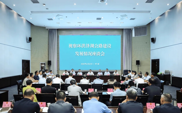 20250623市人大常委會領導來盱視察環洪澤湖公路建設發展情況2.jpg
